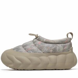 Rare CROCS Unisex Quilted Puff Slip-On Winter Boots in Beige and Muted Print